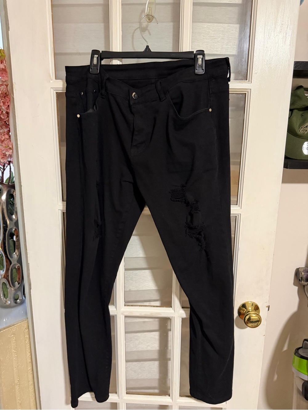 Black Distressed Skinny Jeans